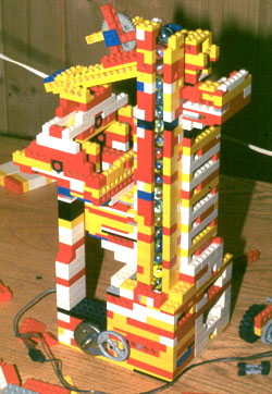 Figura 5 - Il Lego, grazie alla sua modularità, permette di realizzare qualunque costruzione ricorrendo a pezzi standard
