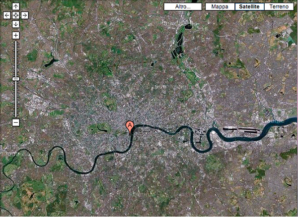 Figura 4 - Sempre una mappa di Londra ricavata da Google Maps, ma arricchita dalle immagini riprese da satellite.